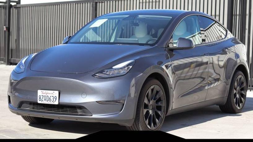 TESLA MODEL Y 2022 7SAYGDEE8NF350157 image